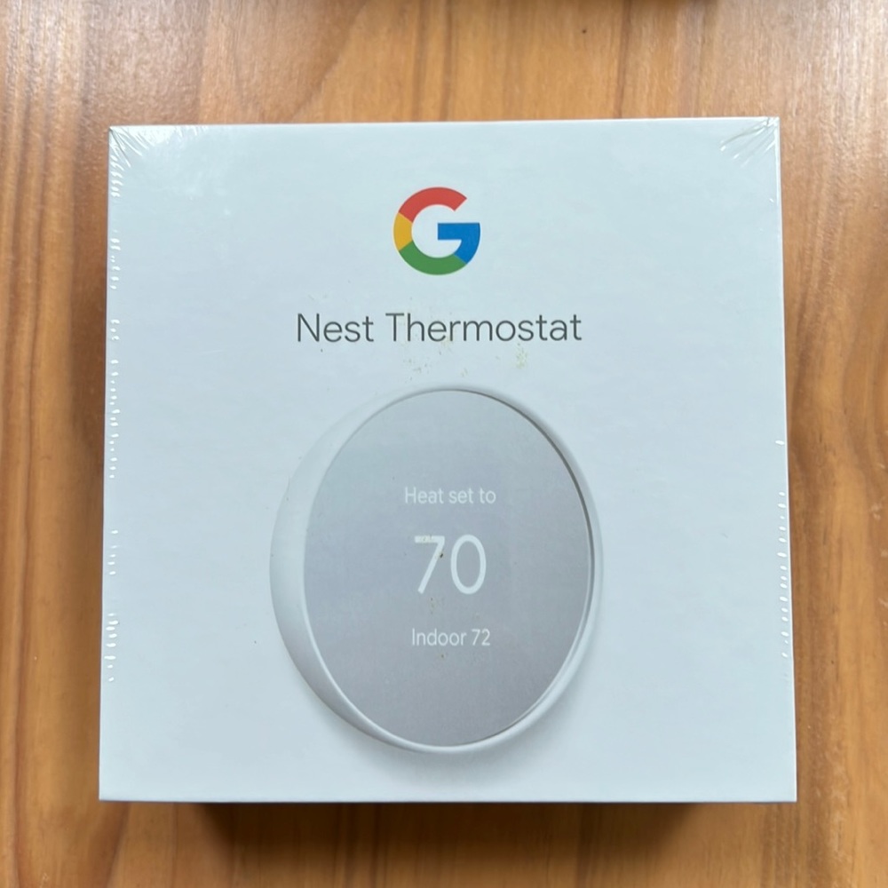 Google Nest Thermostat (Brand New in box)